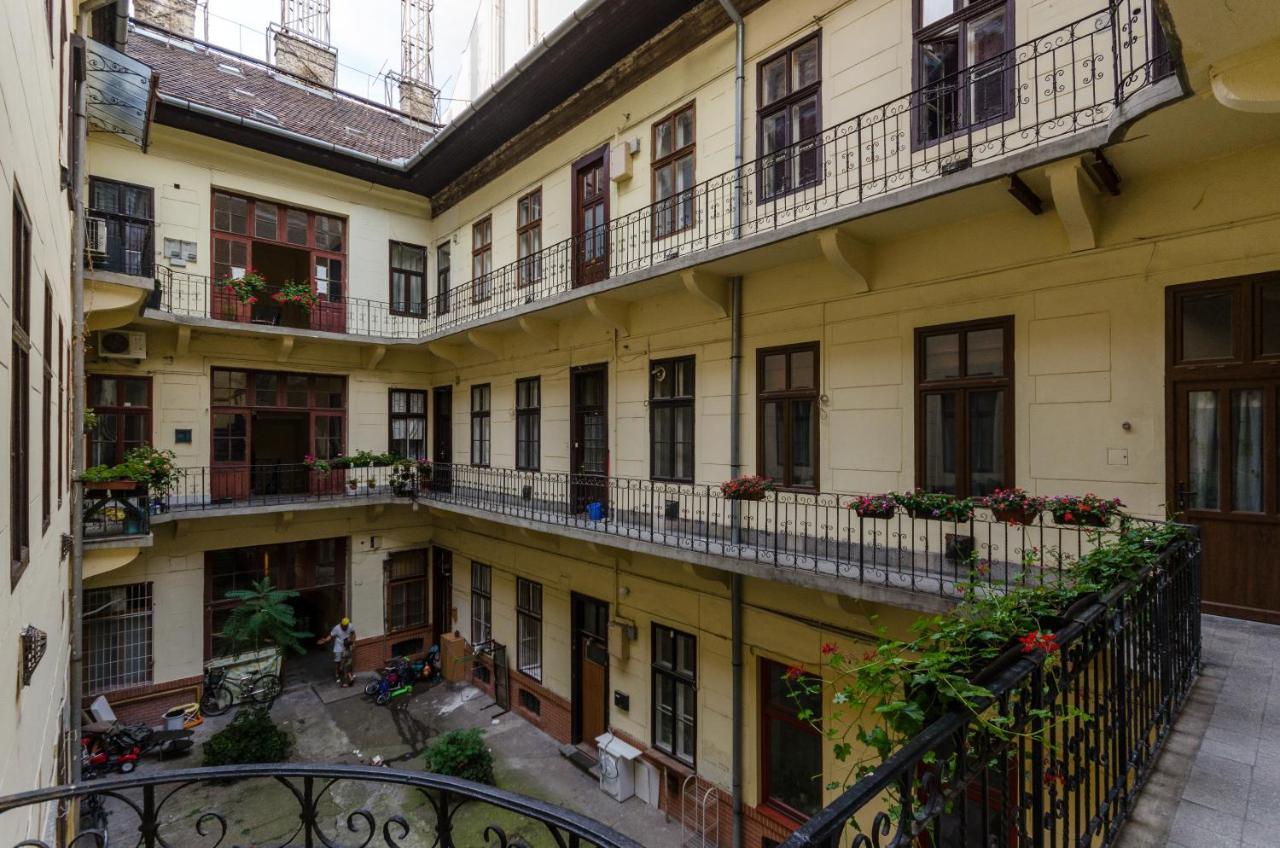 Apartment In City Centre A16 Budapest Exterior photo